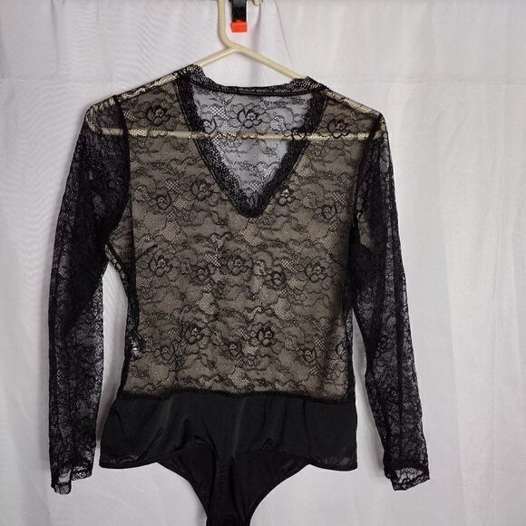 Just One body suit - Picture 2 of 10